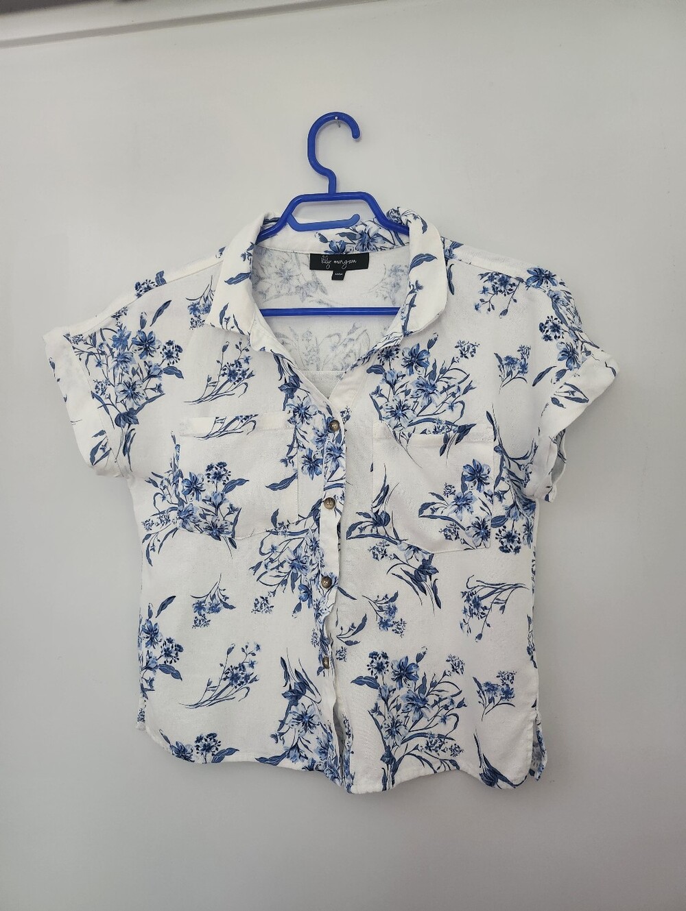Lily Morgan White & Navy Floral Linen Button-Up – Medium